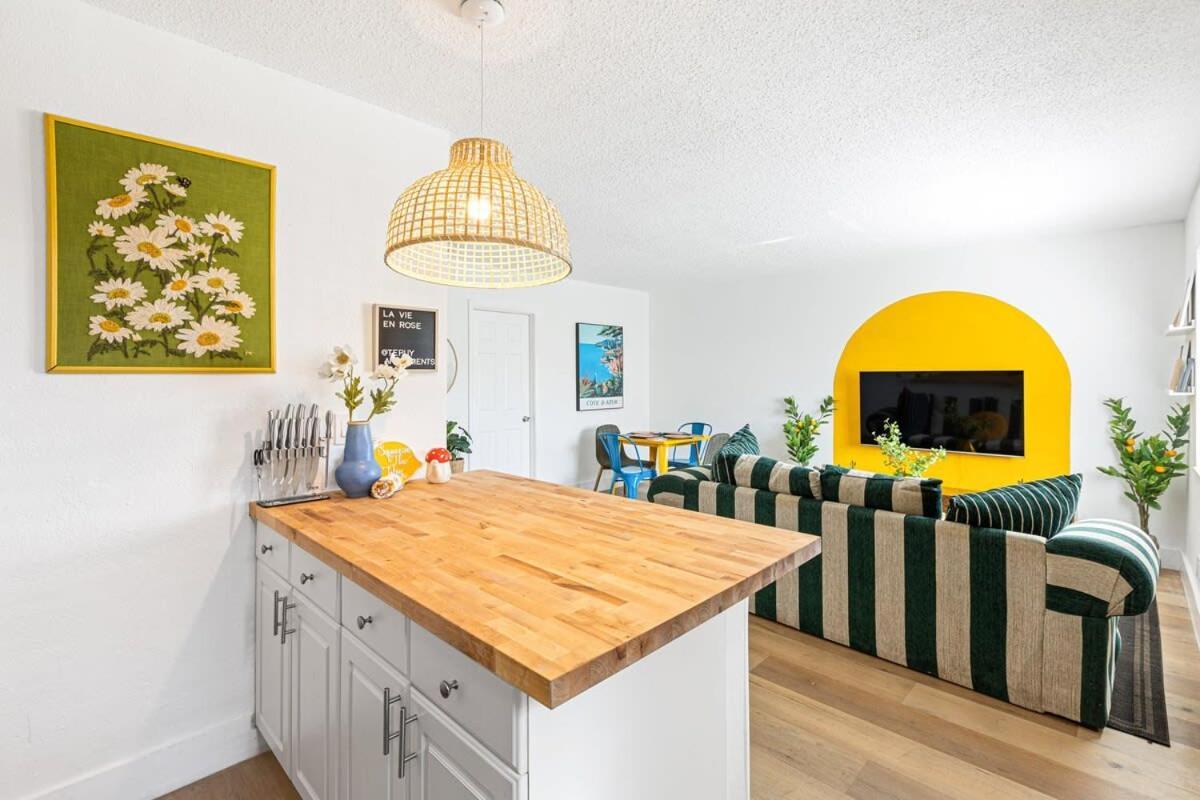 Lovely 2 Bedroom Condo In Sailboat Bend Fort Lauderdale Eksteriør bilde