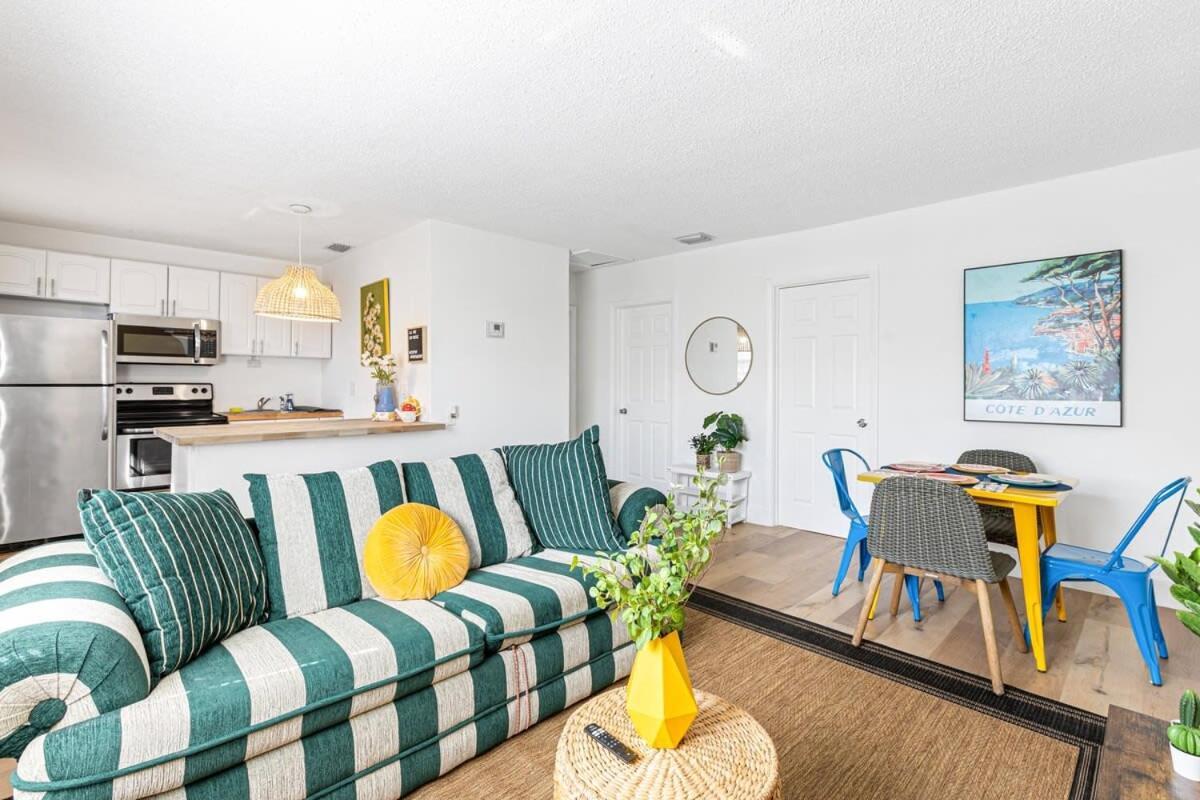 Lovely 2 Bedroom Condo In Sailboat Bend Fort Lauderdale Eksteriør bilde