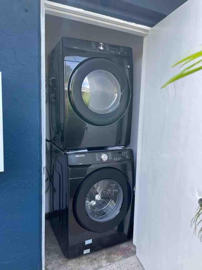 Lovely 2 Bedroom Condo In Sailboat Bend Fort Lauderdale Eksteriør bilde